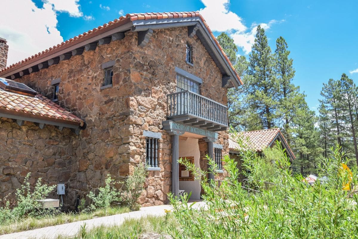 Mountain-area Northern Arizona home