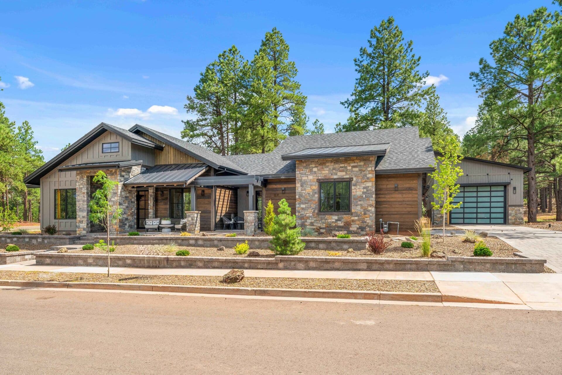 Flagstaff mountain home setting